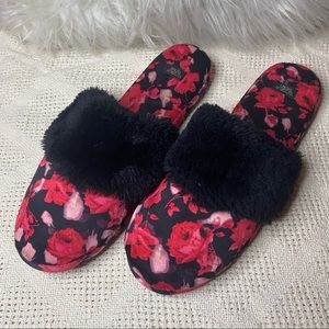 Victoria’s Secret Slippers